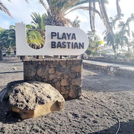 Апартаменти Playa Bastian First Line Of The Sea Коста-Тегісе Екстер'єр фото